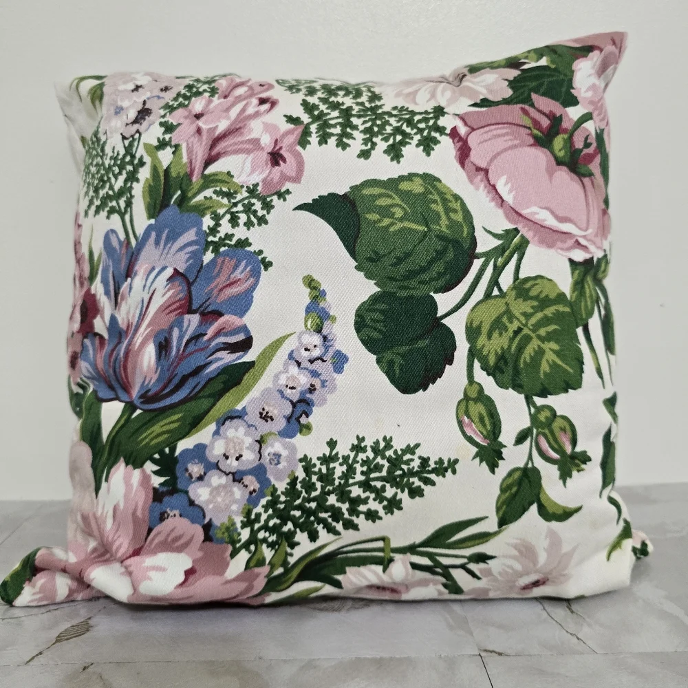 Floral Rose Cottage Bouquet 1950s style mid 20th‎ Century Accent Pillow 12